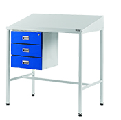 Team Leader Workstations with Triple Drawers: click to enlarge